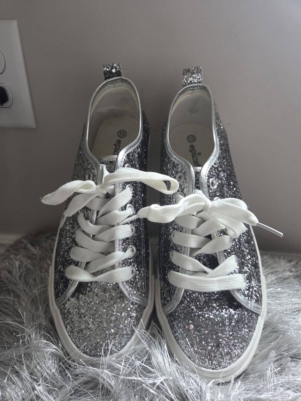 Silver Glitter Lace-Up Women's Sneakers